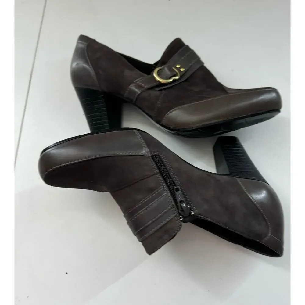 Clarks Brown Suede Buckle Sapphire Selene Loafer Shootie Pump Size 7 R1